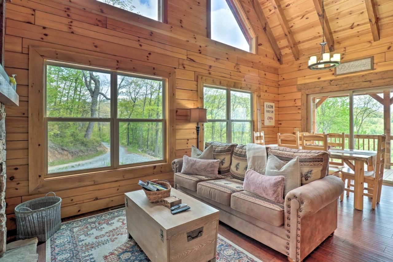Elevated Cabin Bordering Smoky Mountain Natl Park Bryson City Exterior photo